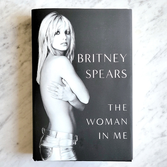 Britney Spears Other - Britney Spears Book The Woman In Me